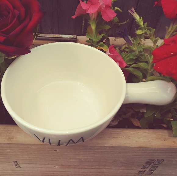 SOLD!!!!!Rae Dunn Bowl/Crock - Picture 2 of 7